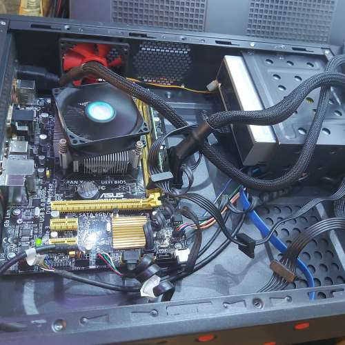 ASUS H81M-E /i3 4150/4GB