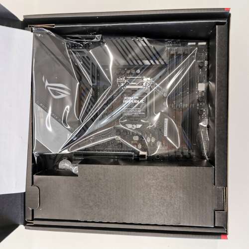 Brand New 全新 ROG STRIX Z490 G GAMING WI-FI 1200 MATX MB 主版 Mainboard