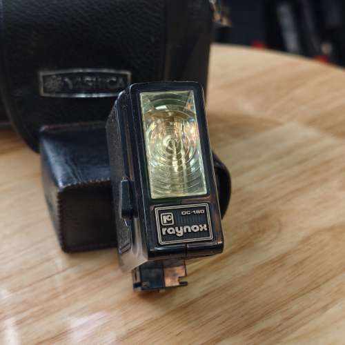 Yashica MG-1 45mm F2.8 菲林相機 + Raynox DC-180單點小閃燈