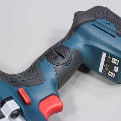 全新Bosch GDS 18V-1600HC 鋰電衝擊扳手(淨機)