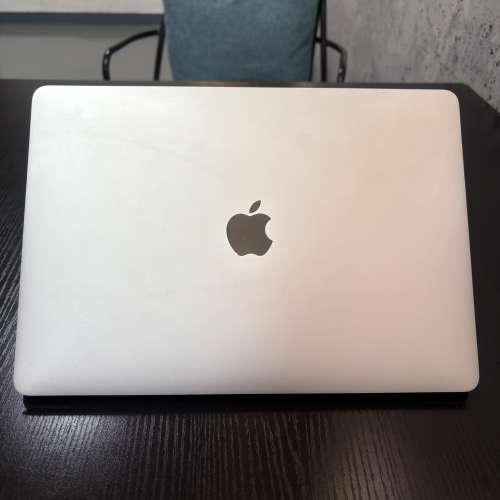 Apple MacBook Pro 13 [2019] (8代四核 i5 / Touch Bar / MacOS 15 Sequoia / 永久...