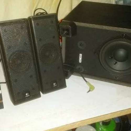 Logictec Woofer 電腦喇叭