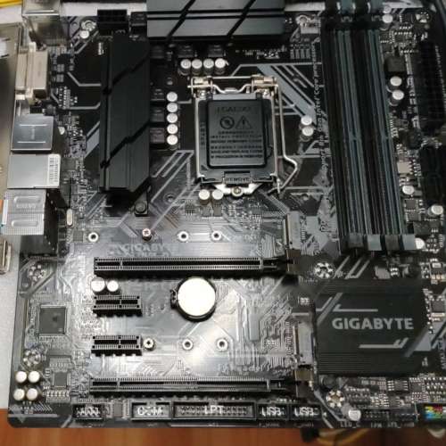 技嘉 Z370M D3H Micro-ATX主機版 (正版Window10Pro啟用碼) Socket 1151 適合8、9代CPU