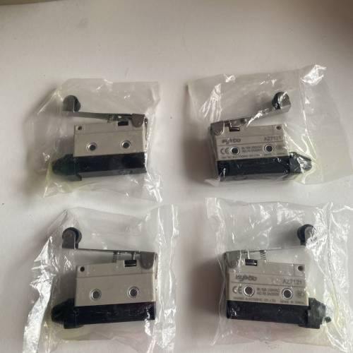 正品銀鐲點行程限位微動開關 AZ-7121