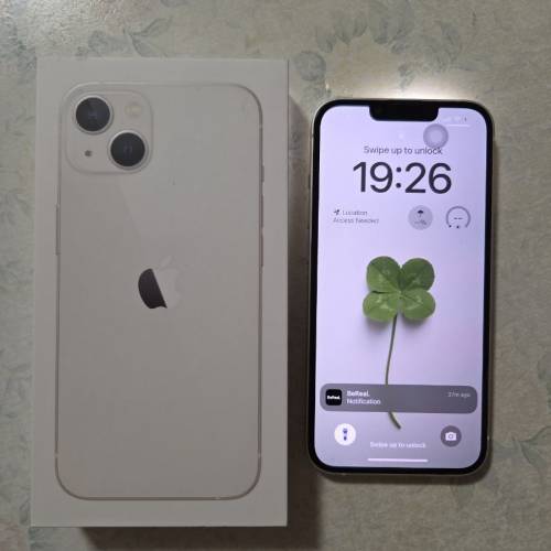 I phone 13白色128GB 冇單保養