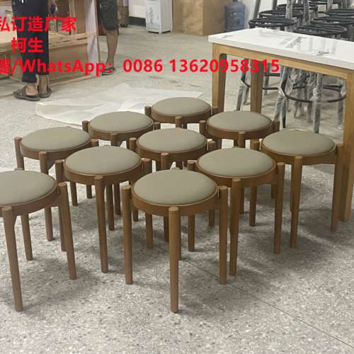 香港餐厅可叠放櫈子，不锈钢櫈子，实木櫈子都可以叠放，省空间，运费平。