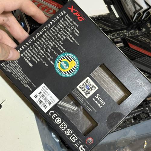 ROG STRIX Z490-H GAMING + XPG SPECTRIX D60G 32g 3200