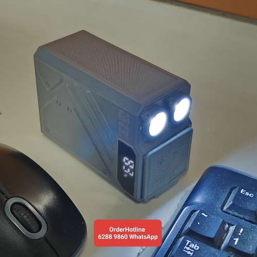 Super Power Bank 20000 mAh w/ LED lights & Digital Display.High output 22.5w....