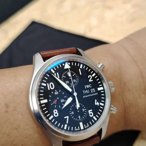 扺玩價💯已停產經典款 IWC Pilot Chronograph IW371701，好新淨，全套行貨。