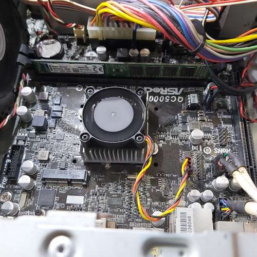Asrock QC5000 底板連背板連cpu