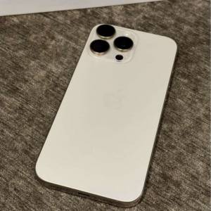 iphone 16 pro max 1TB 沙漠色鈦金屬 99.9%新