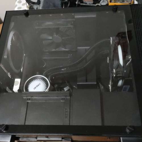 NZXT Mini-ITX Case H200i 鋼化玻璃