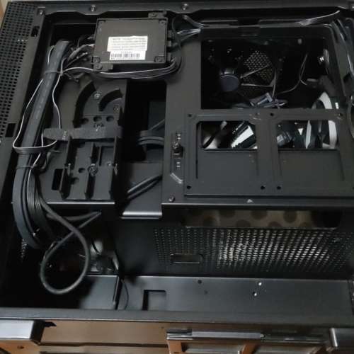 NZXT Mini-ITX Case H200i 鋼化玻璃
