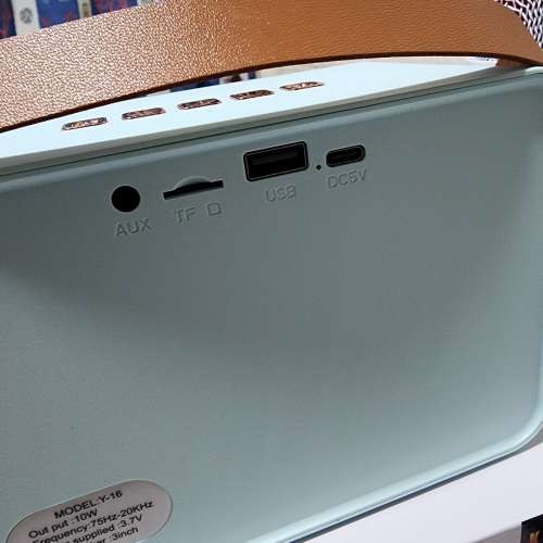 隨身攜帶 卡拉ok 唱歌神器 聲靚強勁有歌詞顯示。