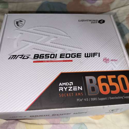 MSI B650 EDGE ITX 底板