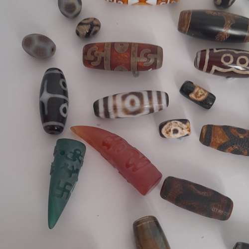 清理存貨。一手三十粒天珠，共售680元。no.15.4.25