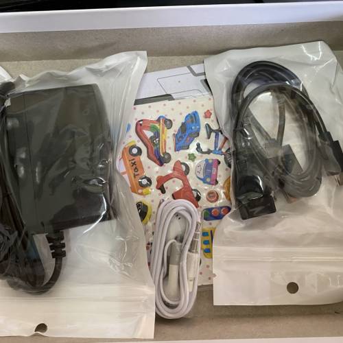 全新 7寸 兒童平板電腦  長者 kid children elderly tablet Ipad 連硅膠保護套 4色...