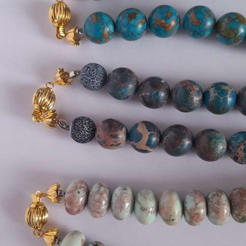 古舊松石頸鏈14/15mm 16寸連焊口波仔扣總長度約十八寸,單一條三百三十元，一手三條...