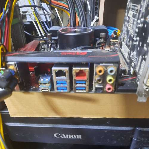 Fatal1ty X370 Professional Gaming+r7 2700（8核16線）