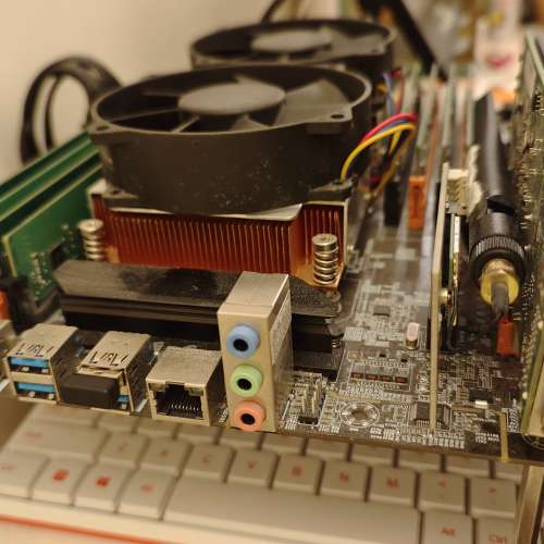 X99主板, 2粒E5 2697A V4(32核),  8*4GB 2400(4路D4 32GB), WIFI卡, 128GB SSD