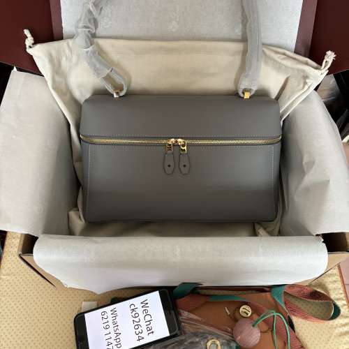 Loro Piana Extra Pocket L27