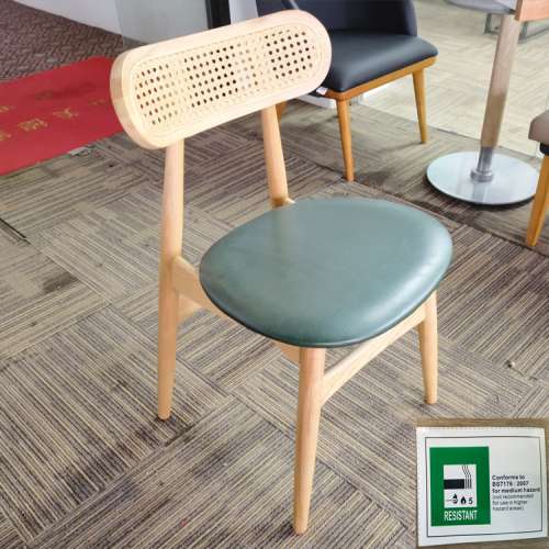 香港餐廳傢私訂造，餐飲家具訂製，實木餐椅坐凳，餐廳椅子廠家