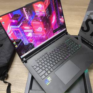 ASUS ROG G834J i9 32g ram 2tb ssd.18.4吋 .nvidia rtx4090.附背包