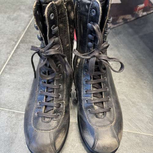 (99.9% 新) Camper Pelotas Bi-color Leather Boots EU38