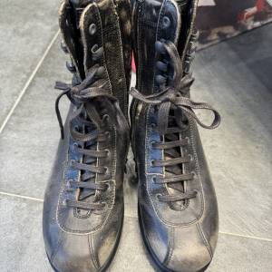 (99.9% 新) Camper Pelotas Bi-color Leather Boots EU38