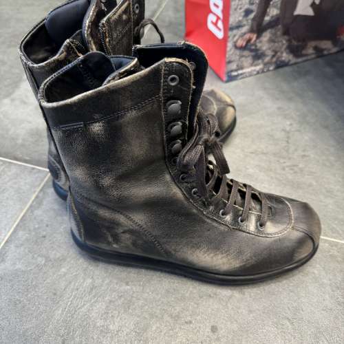 (99.9% 新) Camper Pelotas Bi-color Leather Boots EU38