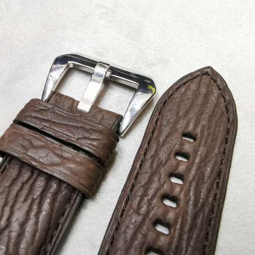 扣位26mm-鯊魚皮咖啡色手工錶帶