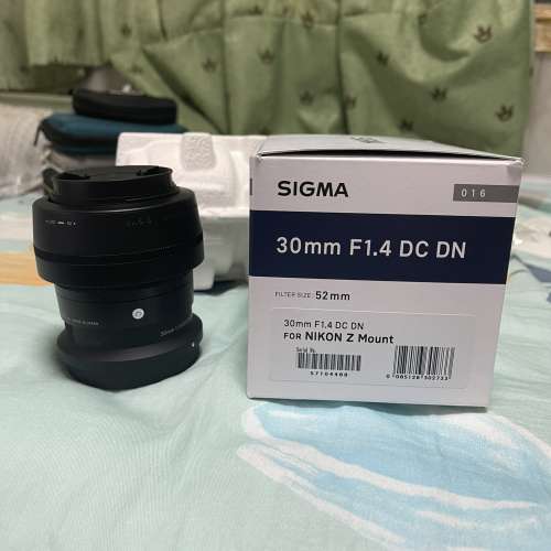 Simga 30mm z-mount F1.4