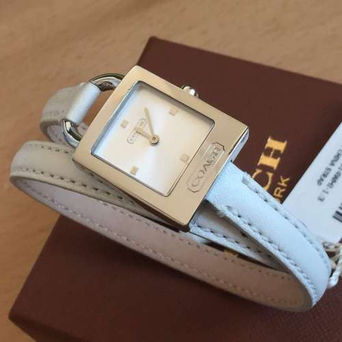 Coach 14501935 Ladies White Leather Wrap Wristwatch