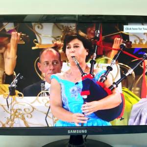 Samsung Computor Monitor三星電腦熒幕--二手顯示屏幕--電腦螢幕--顯示器--操作正常...