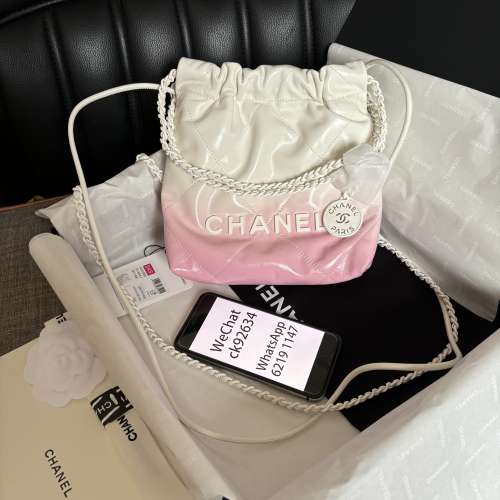 Chanel Mini22bag