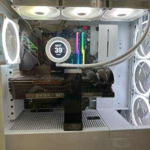 CPU: AMD 5900X Display: EVGA 3080 (即買即用)