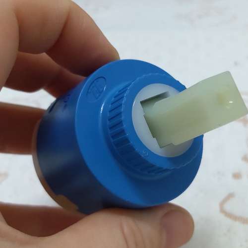 全新冷熱水龍頭閥芯 混水閥 廚房面盆淋浴 控制冷熱水開關制閥芯 臺灣久久35/40陶瓷...