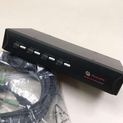 Avocent 1-to-4 KVM Console Switch 一套KVM 可控制四部電腦 Avocent Switchview D...