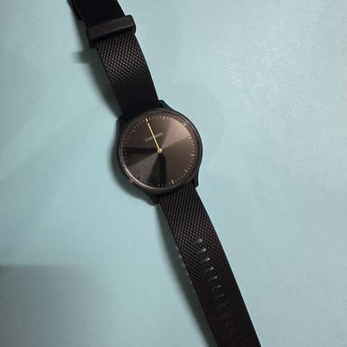Garmin Vivomove HR - Still in Excellent Condition