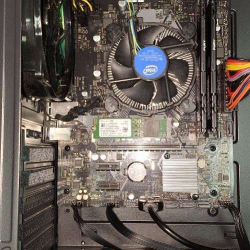 intel i3 9100F Kingston fury beast 16GB Ram asus h310m-e 2.0 600W PSU