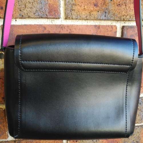Classic Kate Spade crossbody leather bag