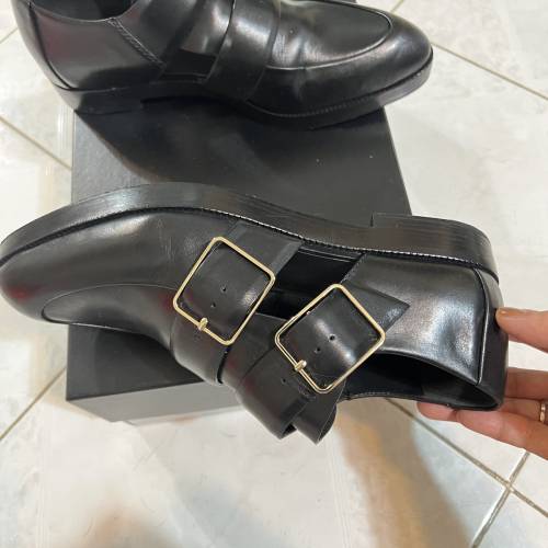 Alexander wang平底鞋