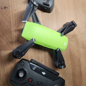 DJI Spark  (2電)