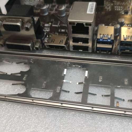 MSI B360M PRO-VDH Micro-ATX主機版 (正版Window10Pro啟用碼) Socket 1151 適合8、...