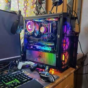 第 10 代 Intel® Core™ i7 處理器 台式水冷電競RGB 電腦主機，高配16G 記憶體，4G...