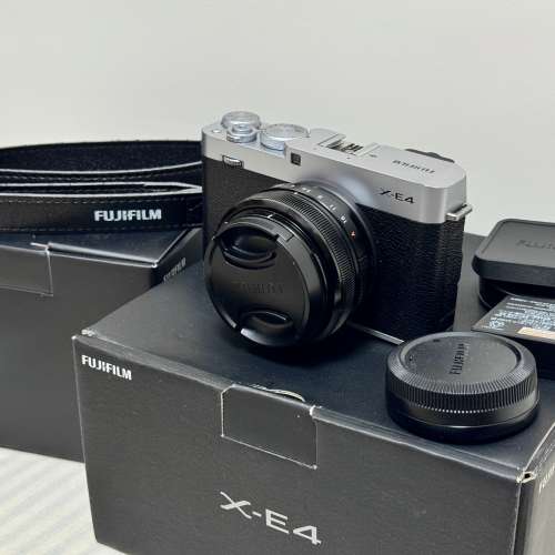 Fujifilm XE-4 body銀色