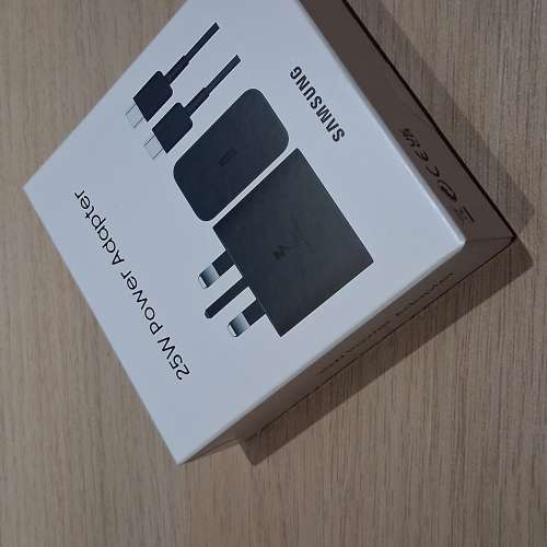 SAMSUNG三星 Galaxy 25W Power Adapter