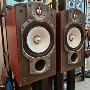 Paradigm Reference Studio 20 v.4