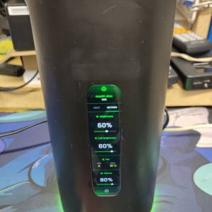 Amplifi Alien WiFi 6 路由器.