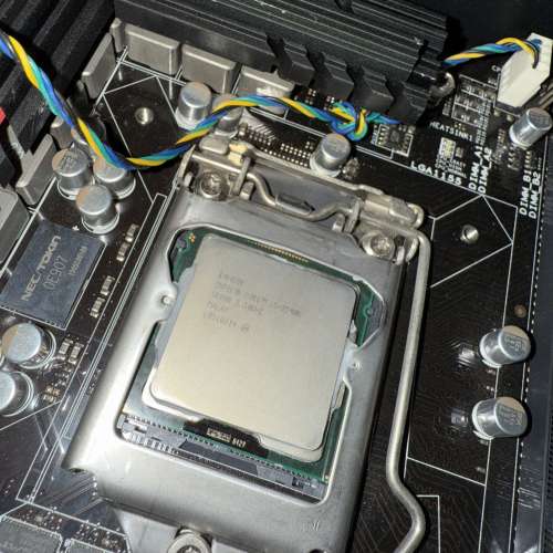 ASUS ROG MAXIMUS IV EXTREME-Z Z68 E ATX with i5 2500k 1155 & CORSAIR DDR3 1600